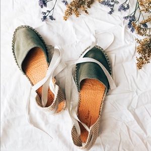 SOLD! Espadrilles Atelier Aliénor